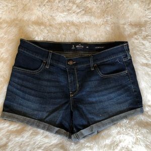 Hollister Low Rise Midi Shorts